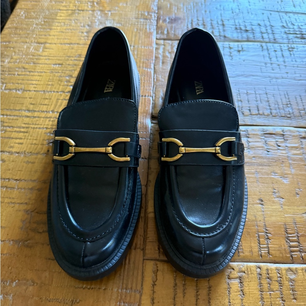 Zara Black Leather Loafers size 8